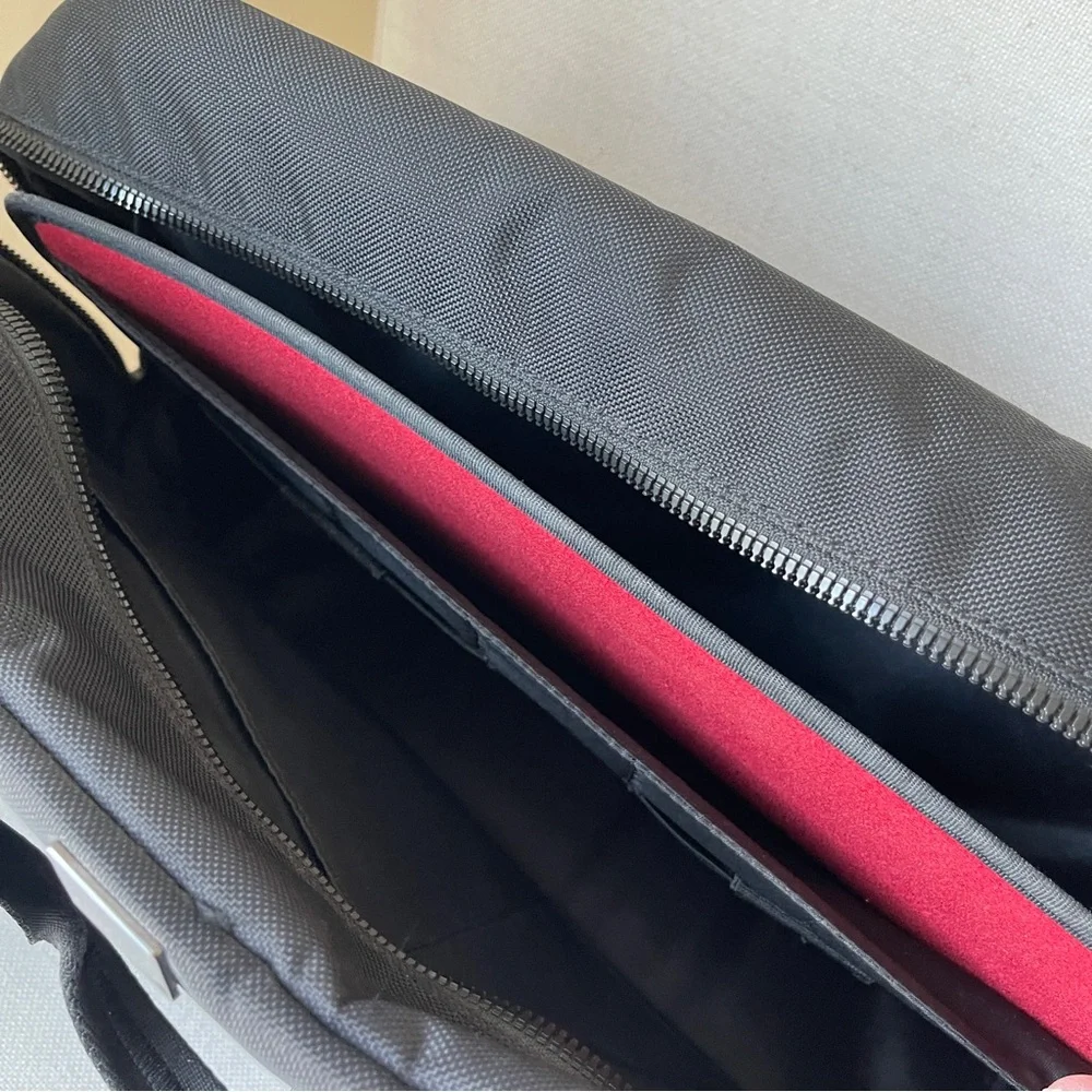 ACME MADE Messenger Laptop Bag